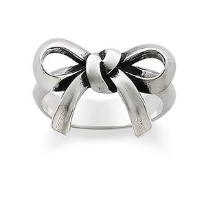 James Avery bow ring